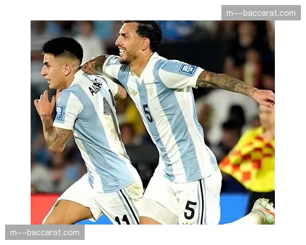 贝尔萨乌拉圭激进跑动战术 预选赛击败阿根廷巴西展露黑马潜质 贝尔萨乌拉圭激进跑动战术 预选赛击败阿根廷巴西展露黑马潜质